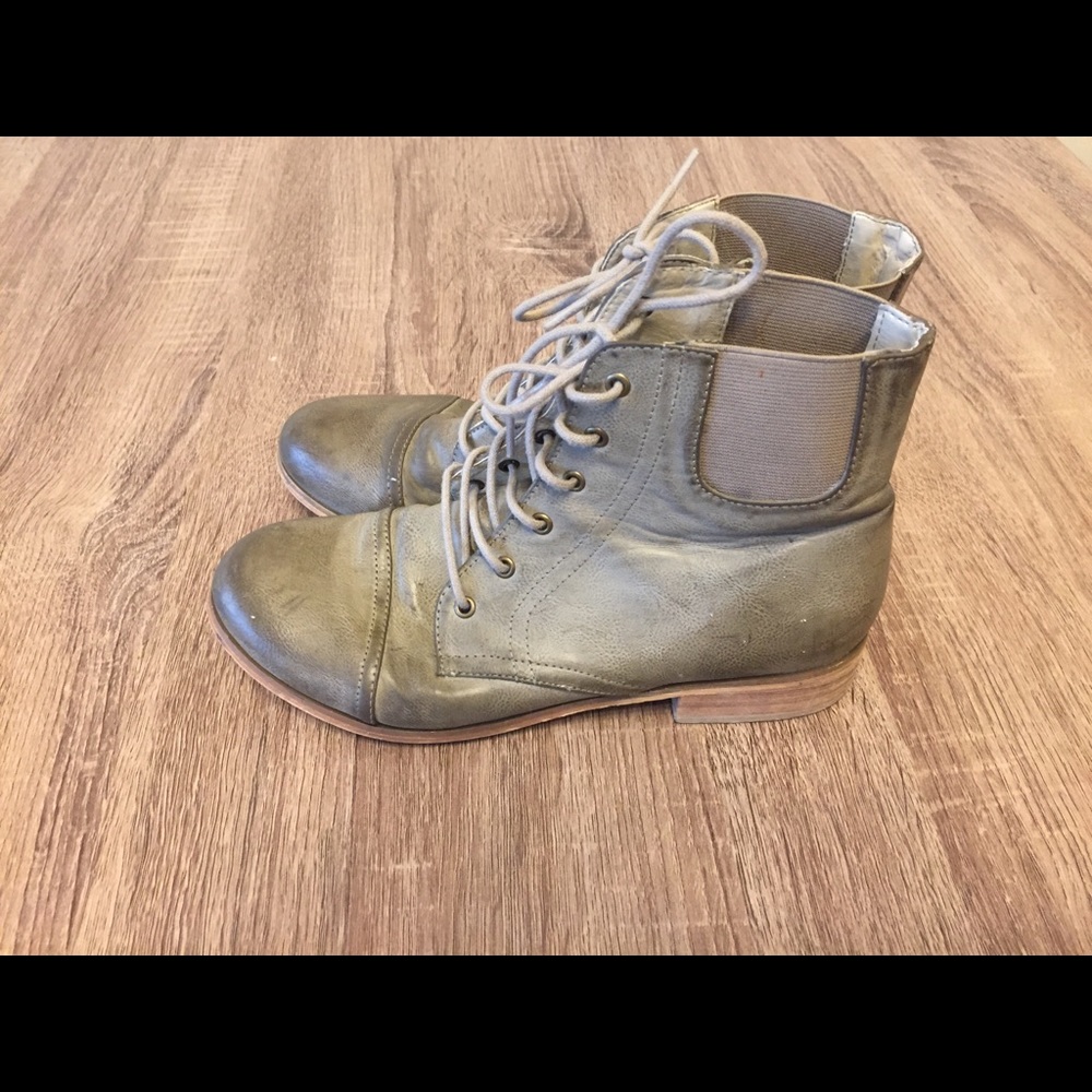 bdg gray military booties